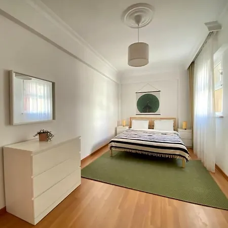 Location 3 Bedroom Flat - No6 Stambuł